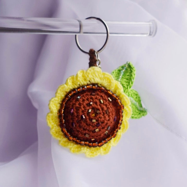 handcrafted crochet accessories daisy crochet flowers keychains handmade sincerely herrera embellished with beads cute gift ideas in chicago il flower keychains sunflower keychains sunflower handcrafted accessories sunflower decor